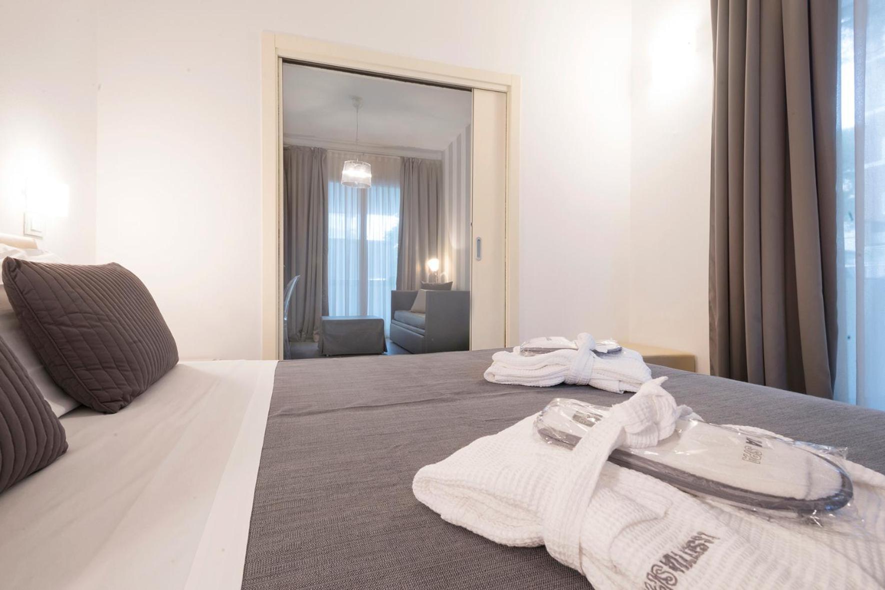 Perla Verde Hotel Мілано-Маріттіма Екстер'єр фото