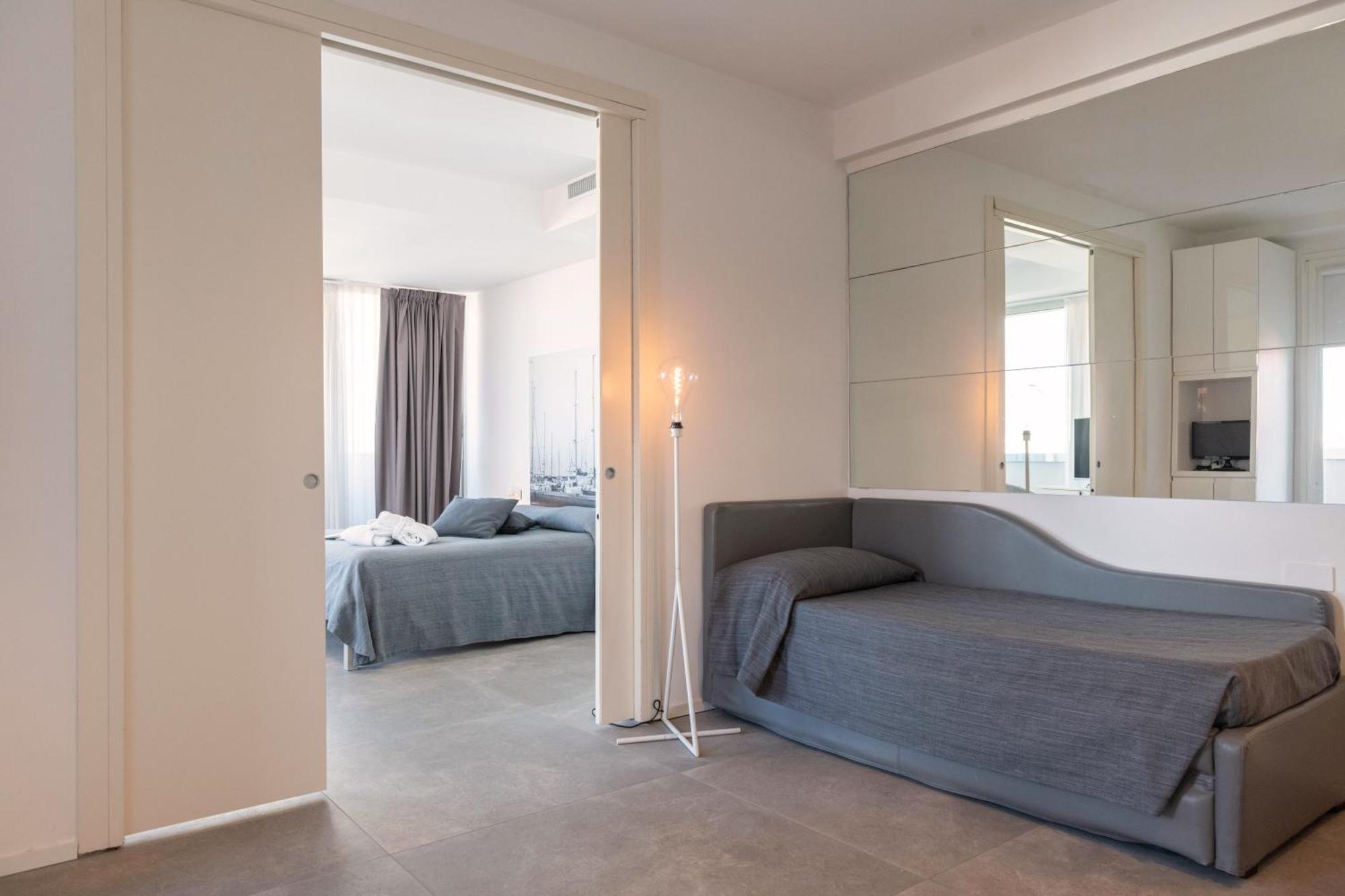 Perla Verde Hotel Мілано-Маріттіма Екстер'єр фото