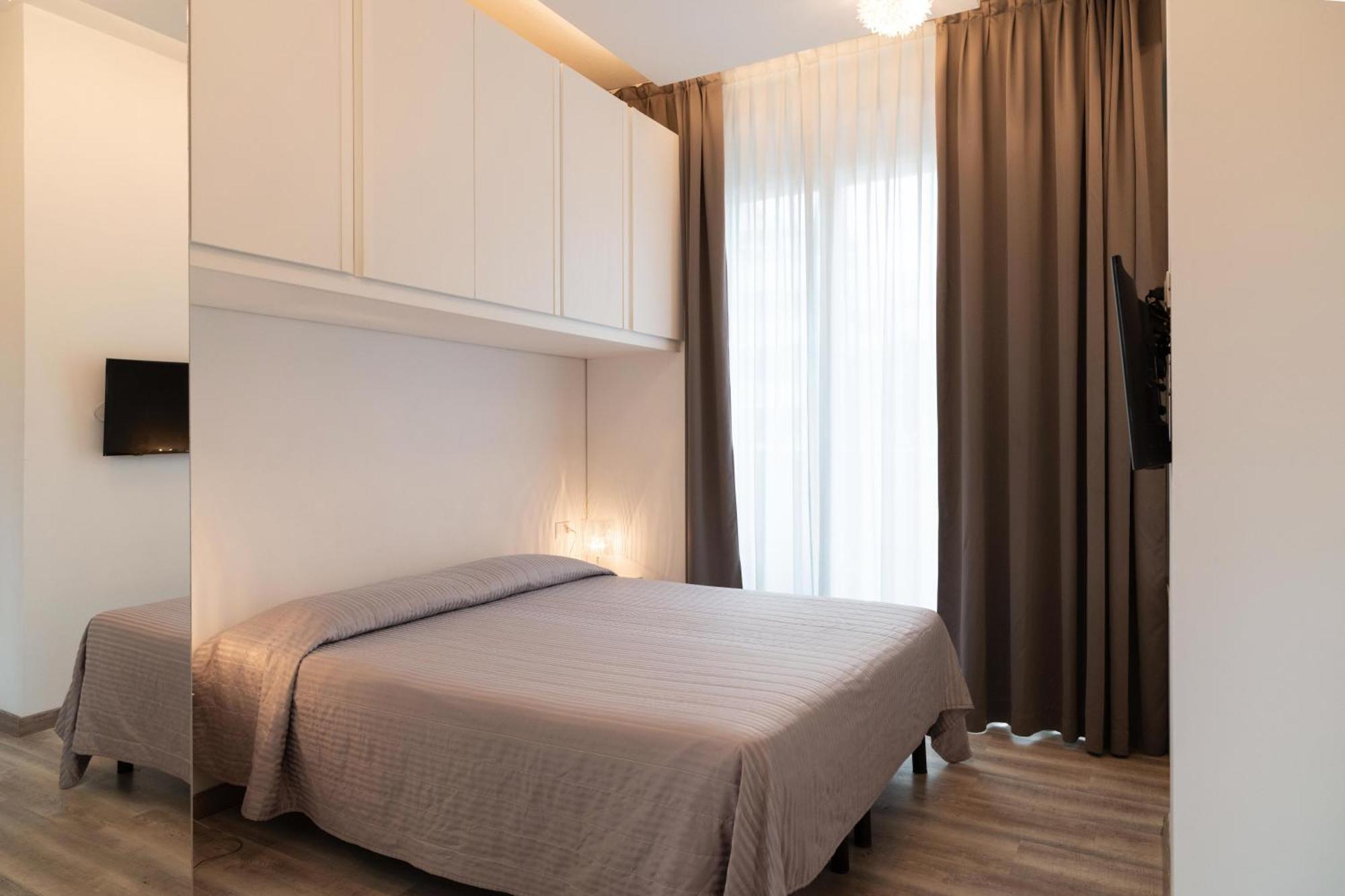 Perla Verde Hotel Мілано-Маріттіма Екстер'єр фото