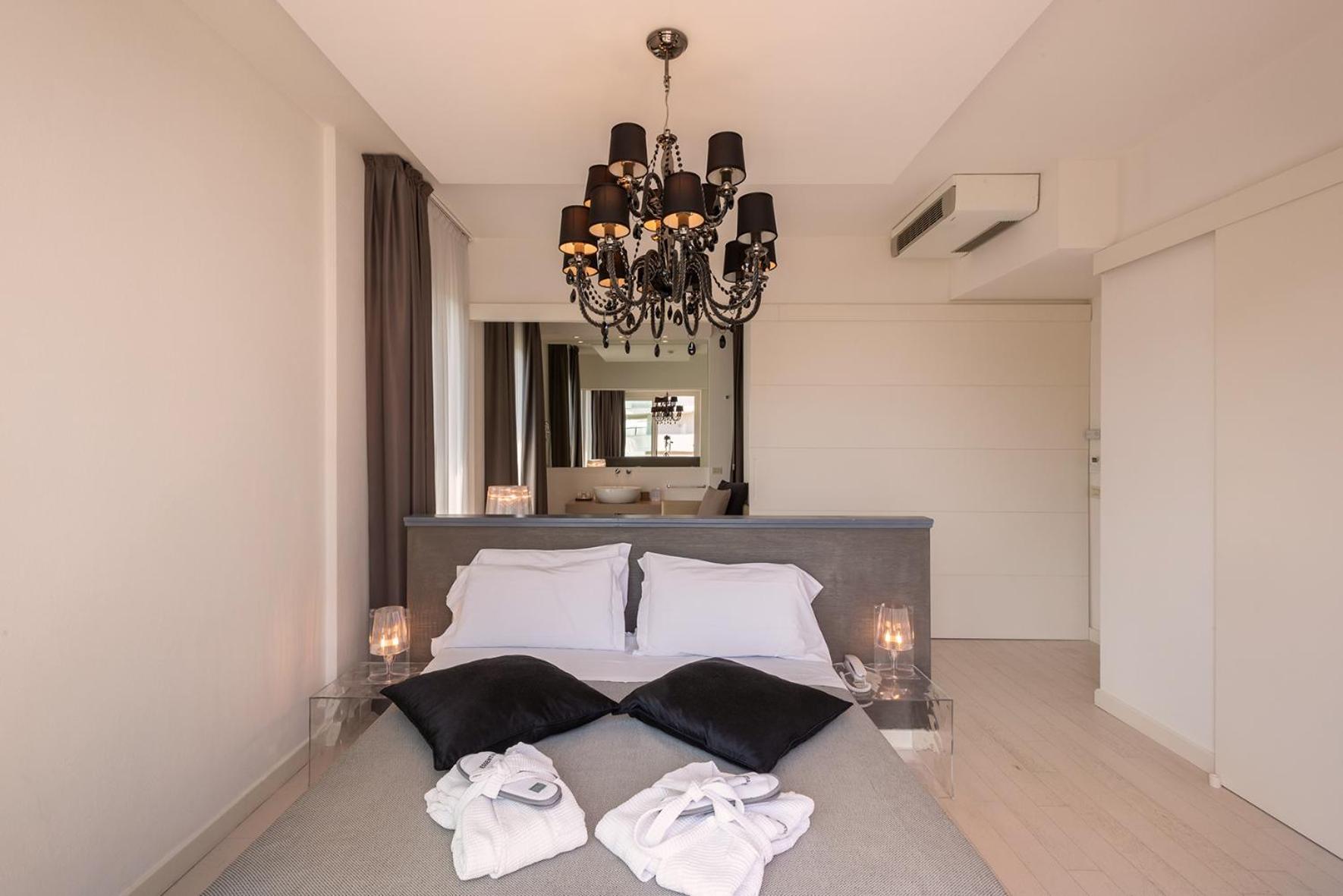 Perla Verde Hotel Мілано-Маріттіма Екстер'єр фото